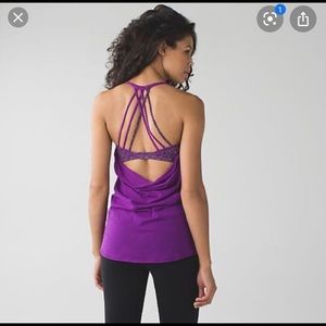 Lululemon Lighten Up Tank w Bra